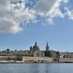 Simons Apartments Minutes Away From Balluta Bay And St Julians