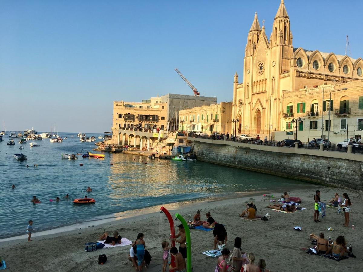 Simons Minutes Away From Balluta Bay And St Julians Apartment *