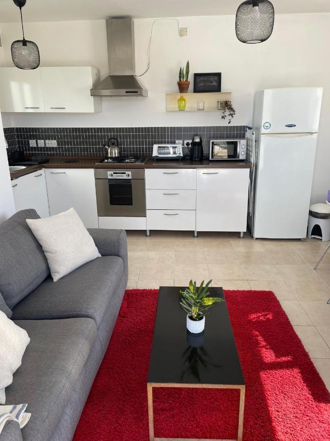 Simons Minutes Away From Balluta Bay And St Julians Apartment