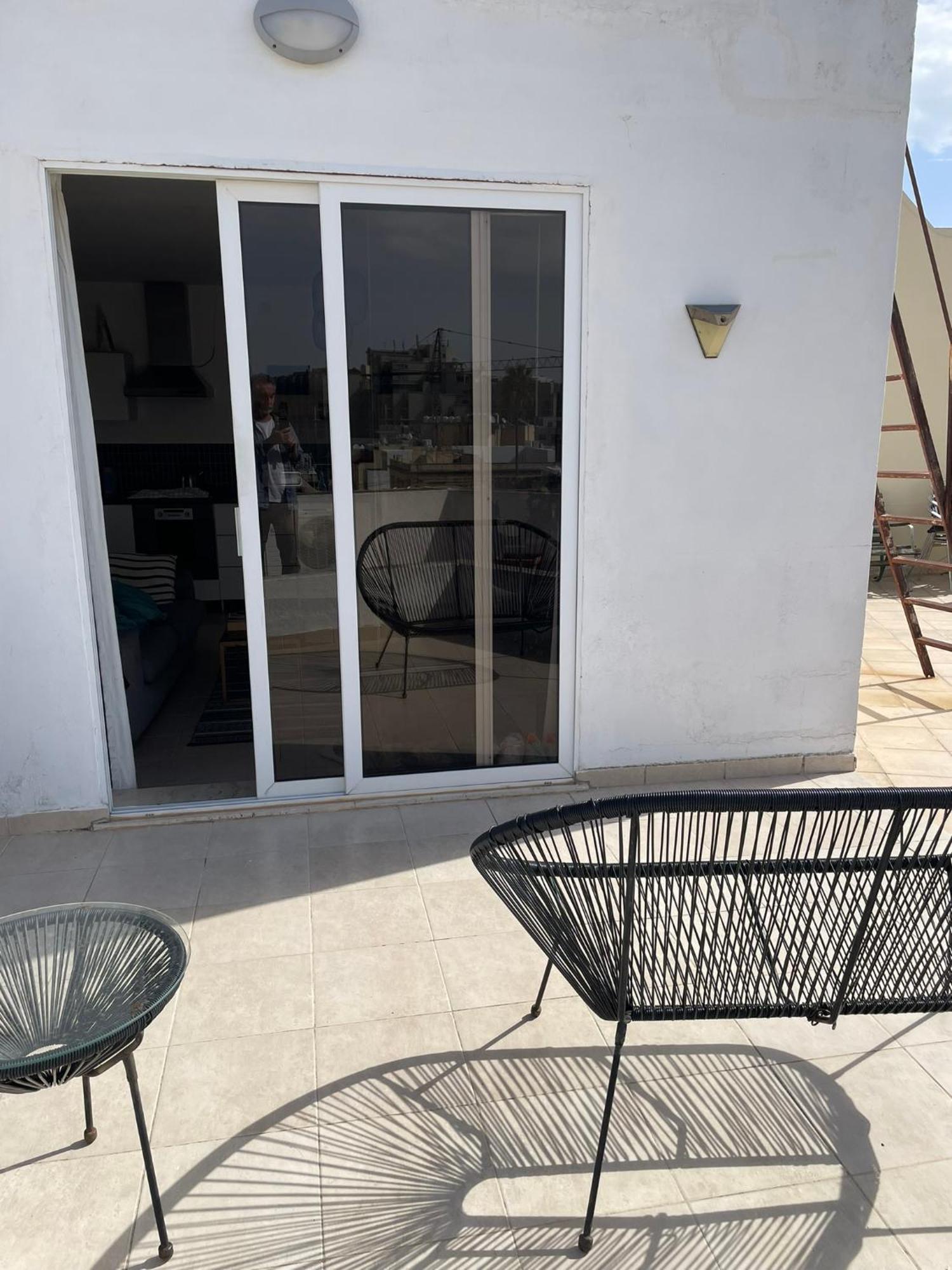 Simons Minutes Away From Balluta Bay And St Julians Apartment