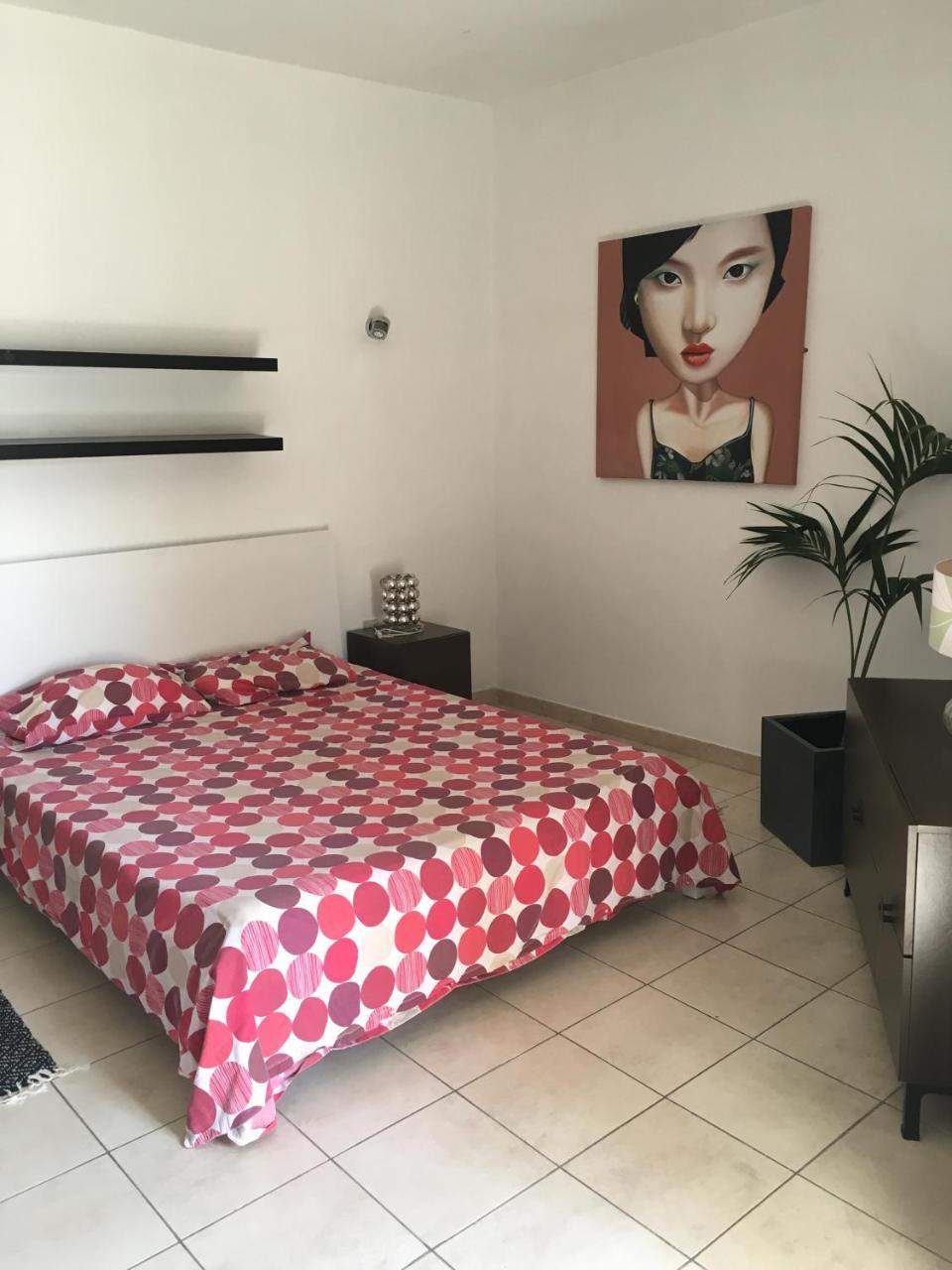 Apartment Simons Minutes Away From Balluta Bay And St Julians *